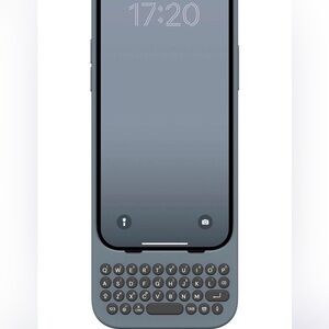 Clicks Creator Keyboard for iPhone 14 Pro - London Sky - EUC With Box